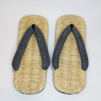 日田 竹皮雪駄 大 ゴム底付 印伝波/Hita Bamboo bark sandals/Rubber sole/L/dots wave