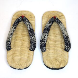 日田 竹皮雪駄 中 ゴム底付 印花布/hita Bamboo bark sandals/M/Rubber sole/flower