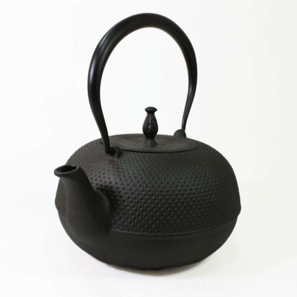 南部鉄瓶 観月アラレ 1,2L Nanbuironware Iron kettle/castiron/Iwate pref. 倉日用商店