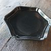 スタジオM　輪花皿「Tsubaki」　黒 Studio M hexagonal dish/black/Aichi pref.